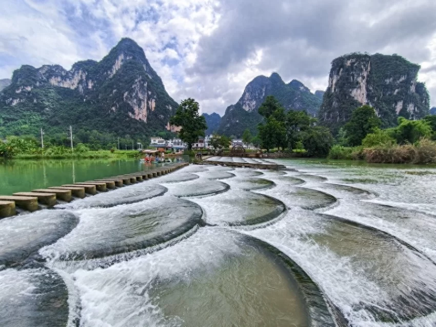 广西大新县:一村一景,农文旅融合助“村游”出圈(图1) 广西大新县:一村一景,农文旅融合助“村游”出圈(图1)