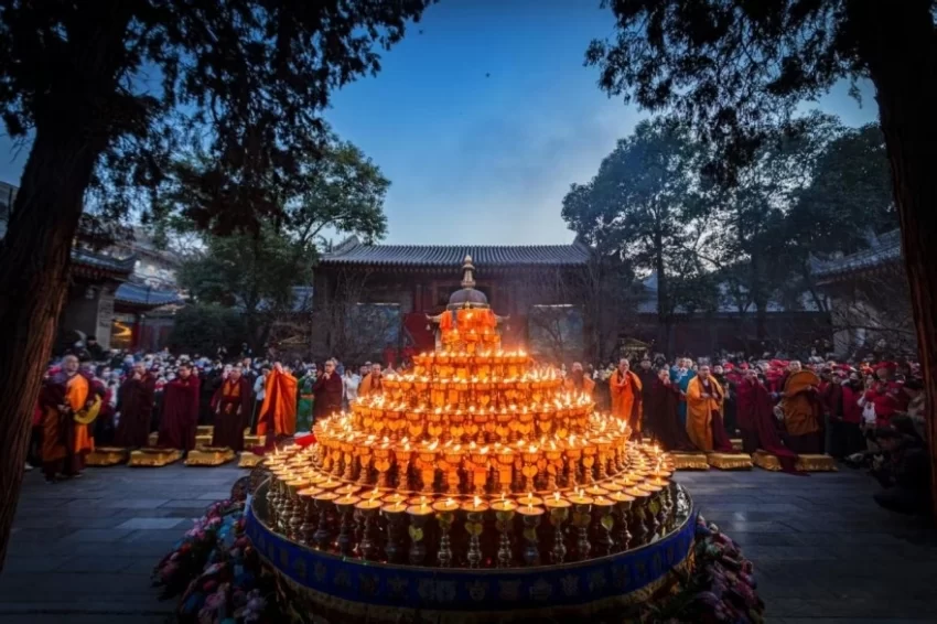 西安广仁寺举办燃灯民俗活动 开启跨越600年的光明之约(图3)