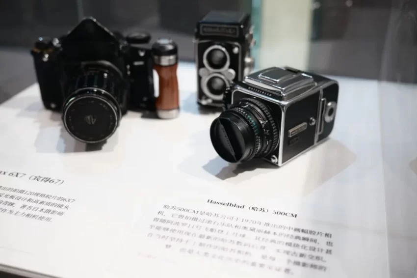 大师镜语——弗兰克・霍瓦特中国大陆首次个人作品回顾展在太原山姆美术馆惊艳亮相(图3) 大师镜语——弗兰克・霍瓦特中国大陆首次个人作品回顾展在太原山姆美术馆惊艳亮相(图3)
