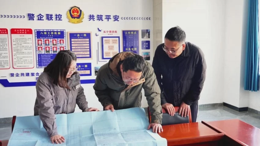 茶香润企心 服务提质效——阿拉善高新区持续打造“政企下午茶”服务品牌(图2) 茶香润企心 服务提质效——阿拉善高新区持续打造“政企下午茶”服务品牌(图2)