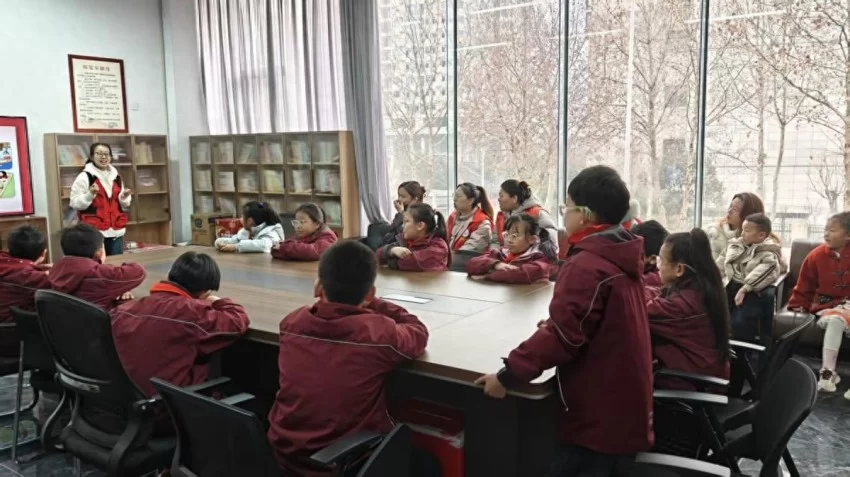 鹤壁市淇滨区天山路街道:家校社协同发力 构建青少年心理健康治理体系(图1) 鹤壁市淇滨区天山路街道:家校社协同发力 构建青少年心理健康治理体系(图1)