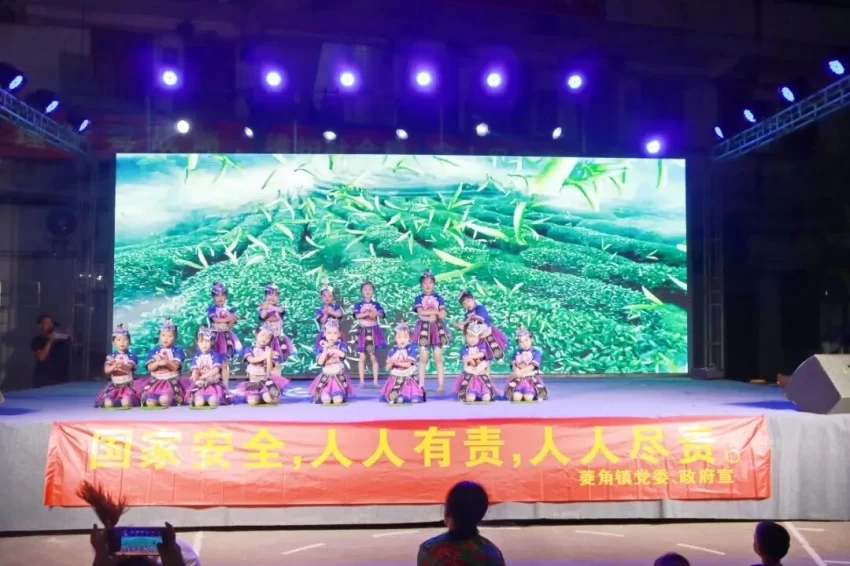 乡乡有好戏 处处皆欢歌 ‖ 三月三 趣广西 乐博白(图4) 乡乡有好戏 处处皆欢歌 ‖ 三月三 趣广西 乐博白(图4)