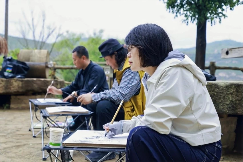 走进甘泉石门 写生描摹乡土风华(图3) 走进甘泉石门 写生描摹乡土风华(图3)