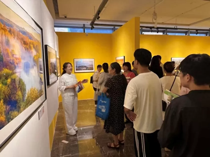 “大美伊春·魅力丰林”四季风光摄影展合肥站启幕