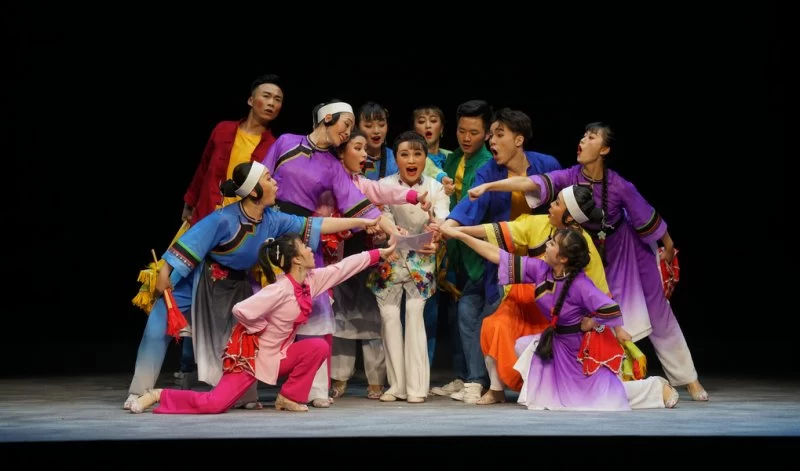曲终剧不散,回味更悠长——2020现实题材优秀剧目展演季综述(图4) 曲终剧不散,回味更悠长——2020现实题材优秀剧目展演季综述(图4)
