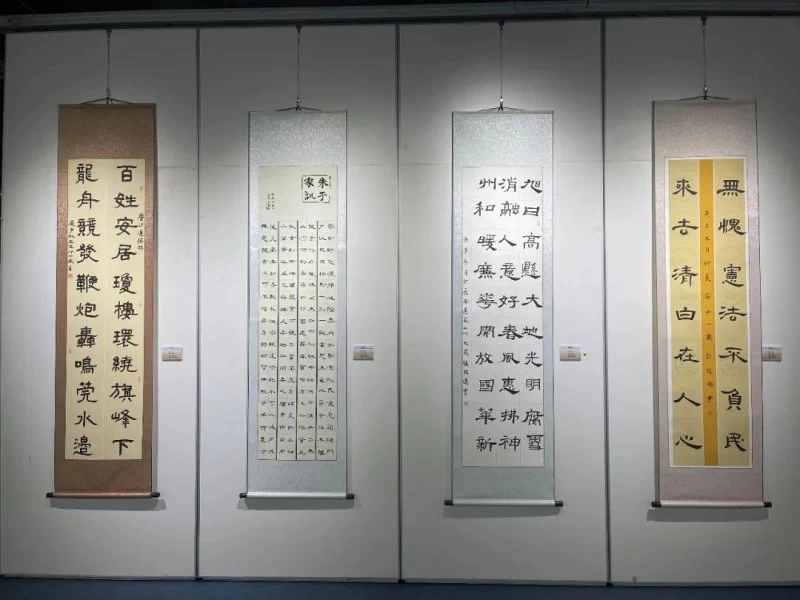 “长安选堂奖”东莞市第十二届青少年书法现场大赛获奖作品展举办(图16) “长安选堂奖”东莞市第十二届青少年书法现场大赛获奖作品展举办(图16)