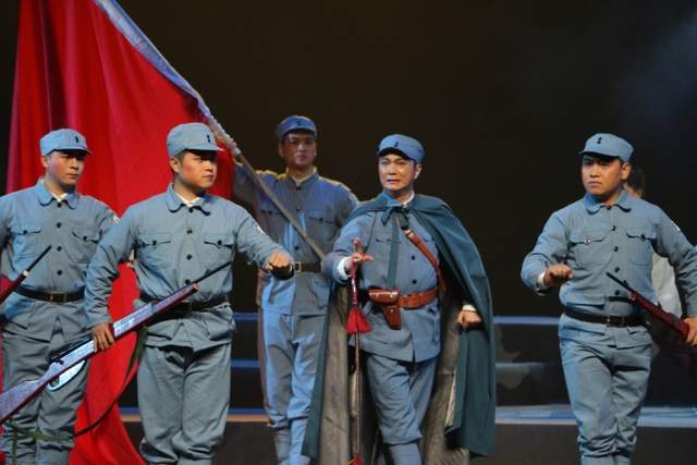 弘扬红色精神,大型现代淮剧《雪枫卖马》即将试演(图1) 弘扬红色精神,大型现代淮剧《雪枫卖马》即将试演(图1)