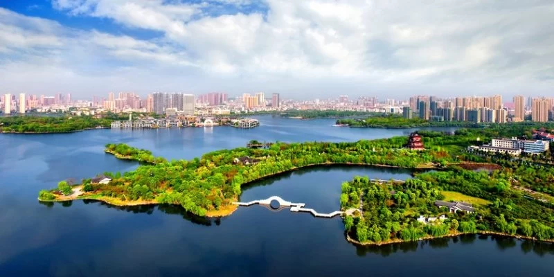 黄冈成为豪华游轮“长江探索号”游客旅游目的地(图1)