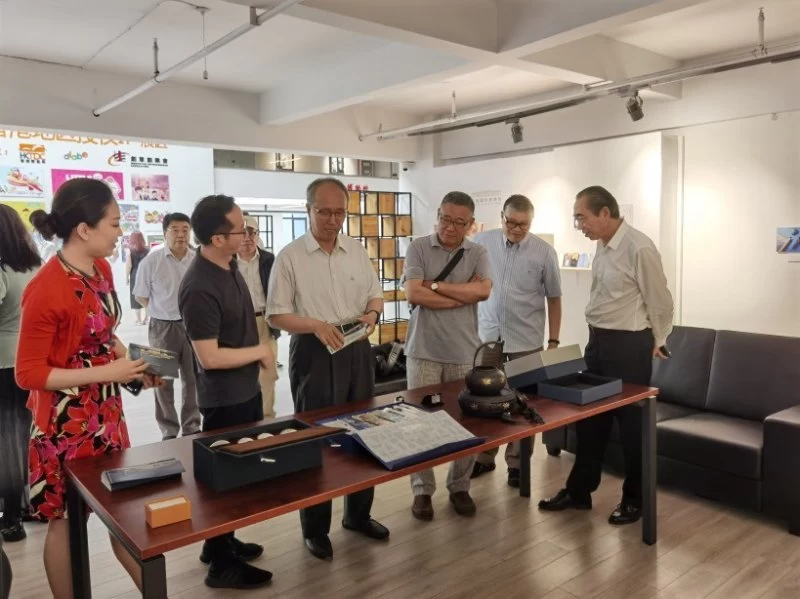 “2021年香港国际授权展·云上中国内地馆”项目“创艺——国际艺术IP上海邀请展”开幕(图2) “2021年香港国际授权展·云上中国内地馆”项目“创艺——国际艺术IP上海邀请展”开幕(图2)