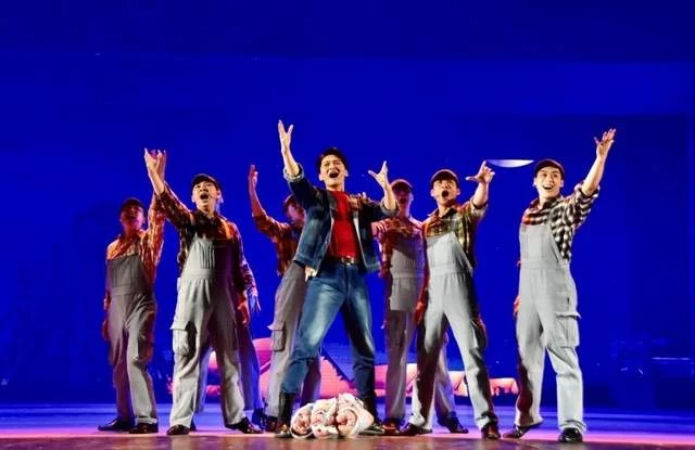 回望激情岁月 赓续家国情怀——音乐剧《致青春》观后(图5) 回望激情岁月 赓续家国情怀——音乐剧《致青春》观后(图5)