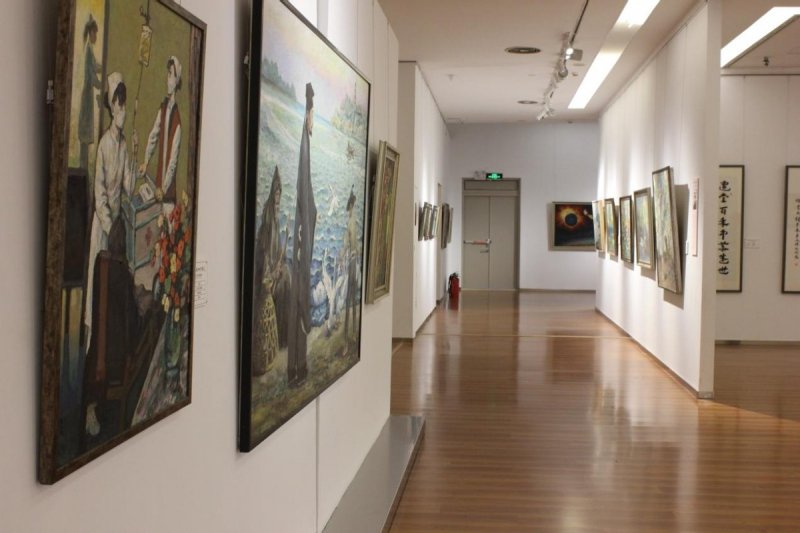 “聚焦经典 盛世丹青”——侯业油画作品展在北京炎黄艺术馆隆重展出(图4)