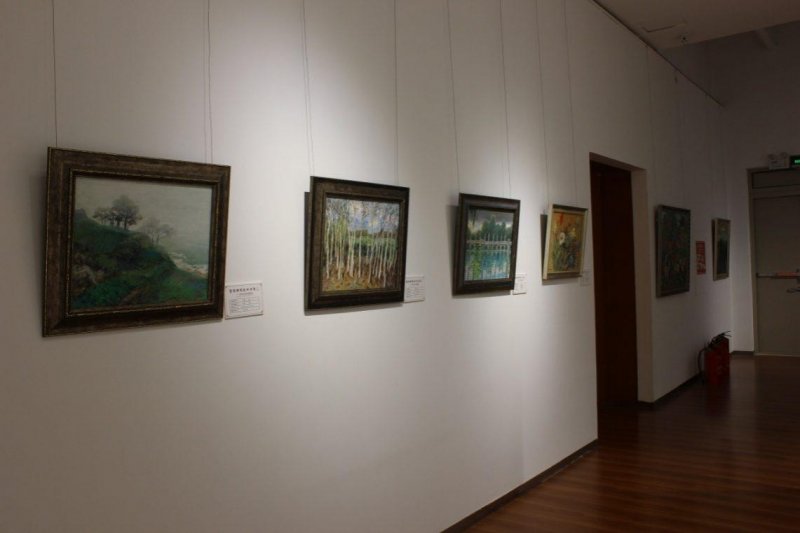 “聚焦经典 盛世丹青”——侯业油画作品展在北京炎黄艺术馆隆重展出(图7)