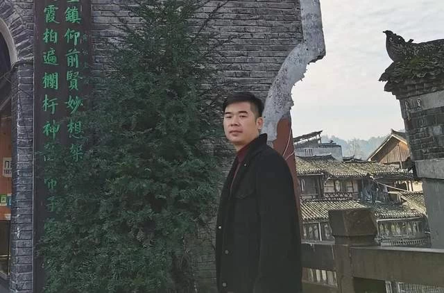 “东莞青年文艺人才”展讯 |“轻笔入梦”伍志明书法作品展(图2)