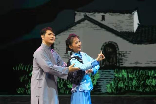 艺术的盛会 市民的节日——第十届湖北省黄梅戏艺术节综述(图7)